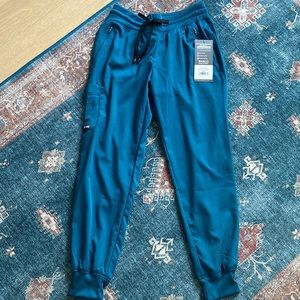 Grey's anatomy jogger scrubs